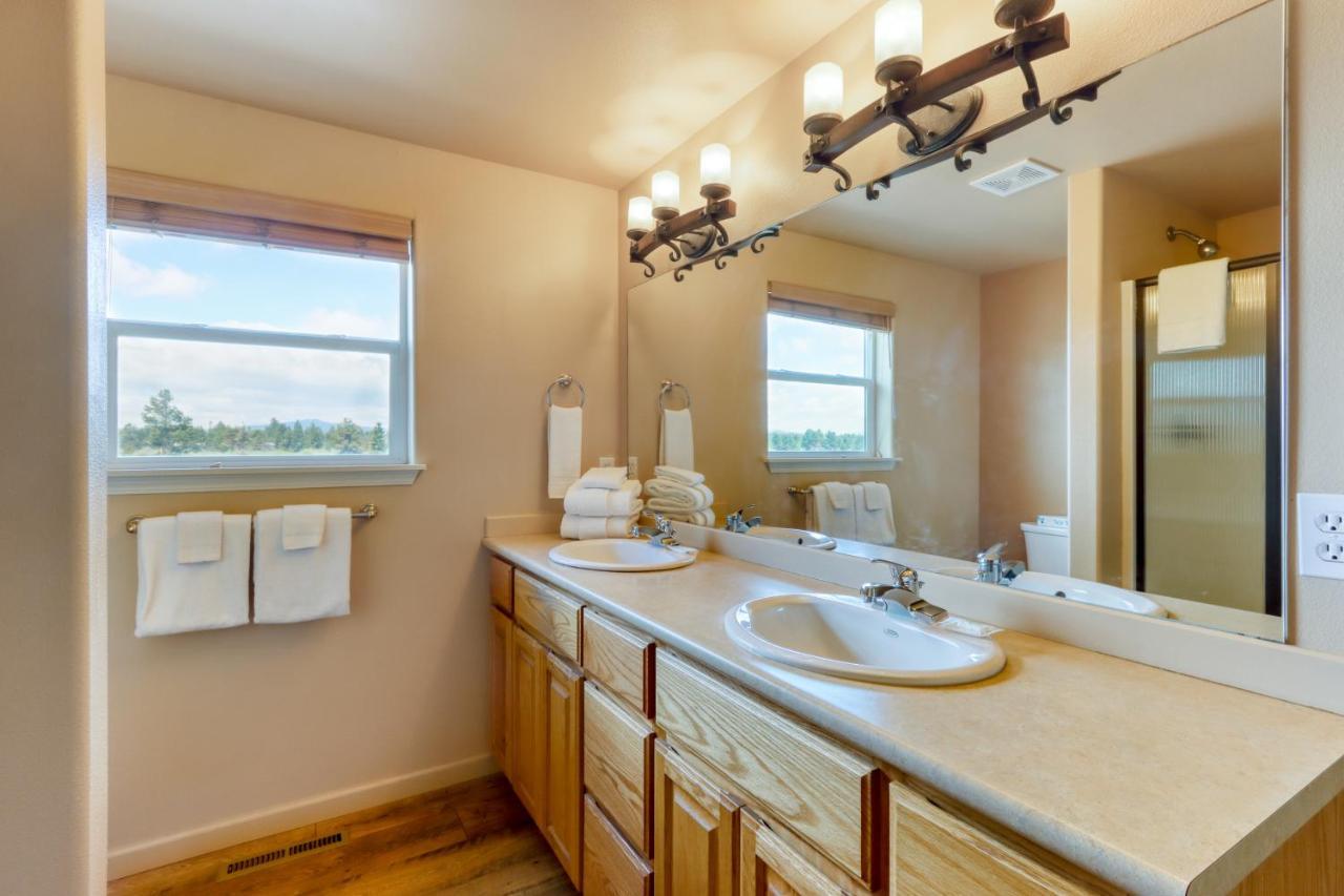 Meadow Walk Cabin La Pine Exterior foto